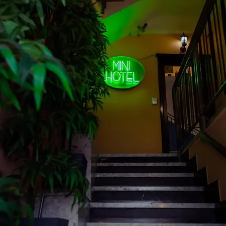 Hotel Mini 2*